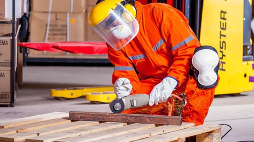 Manufacturing Workers in Hi-Vis Safety Apparel