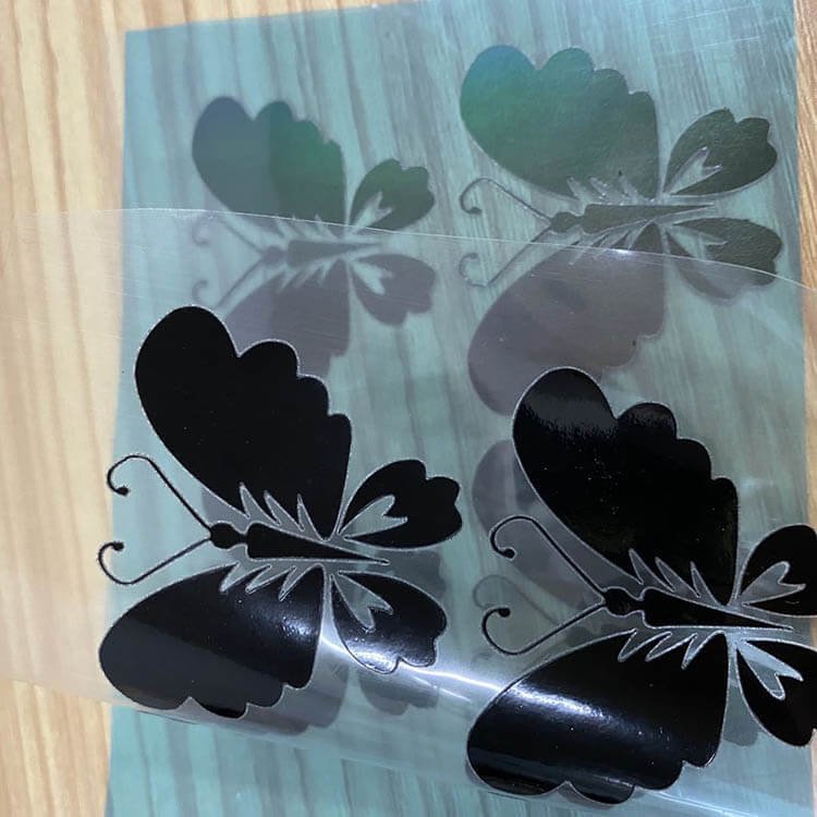 Wave Pattern Reflective Design