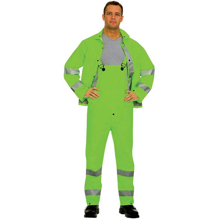 A worker in a full Class 3 hi-vis raincoat during poor weather conditions, showing how sleeves enhance visibility.