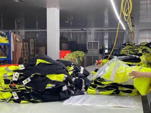 Wholesale Hi Vis Workwear: How Distributors Can Build a Profitable Product Line