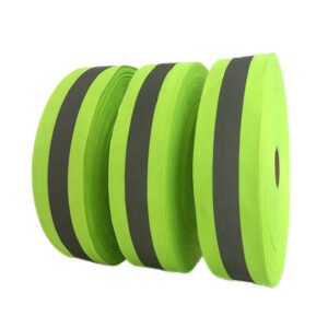 How to Choose the Right Reflective Webbing for Pet Products (Leashes & Collars)